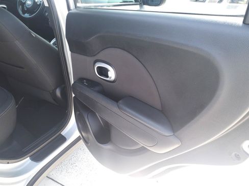 Used 2018 Kia Soul + FWD image 10