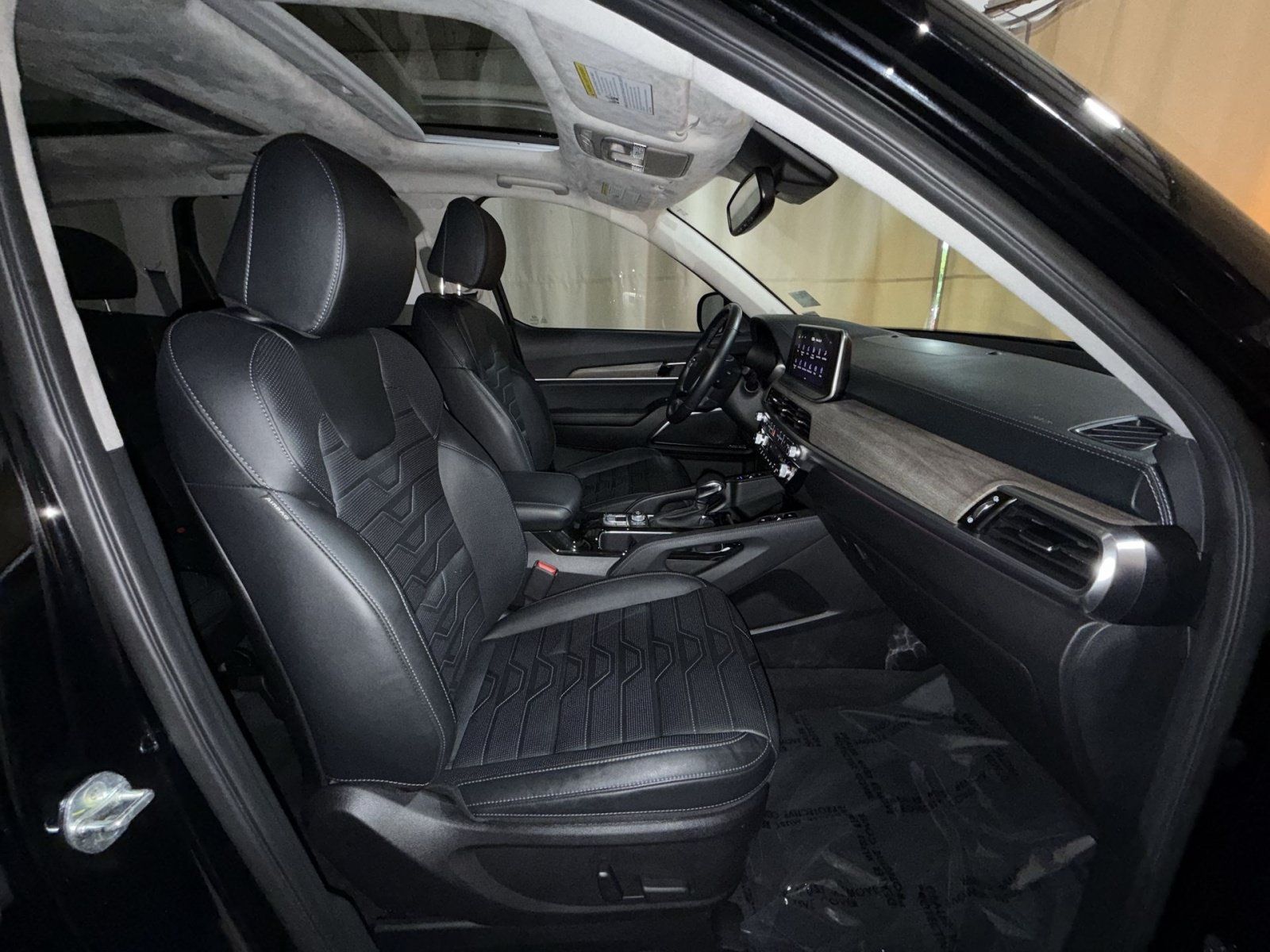 Used 2022 Kia Telluride SX w/ SX Prestige Package AWD/4WD image 32