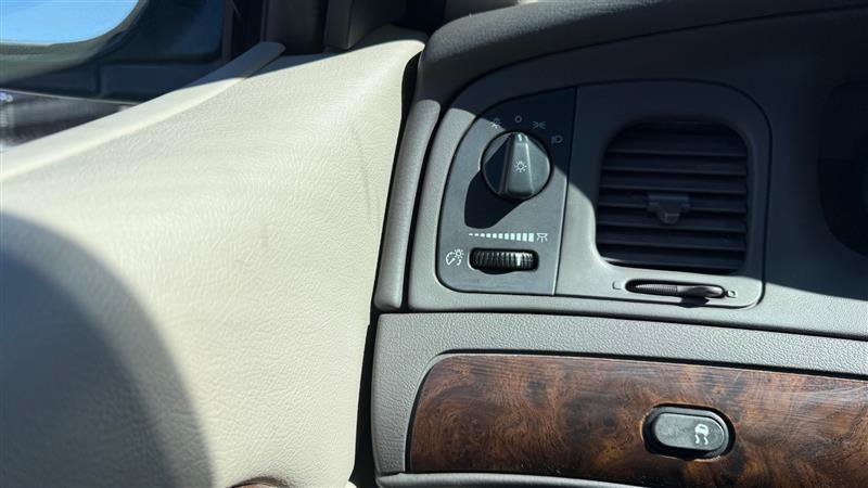 Used 2009 Mercury Grand Marquis LS RWD image 22