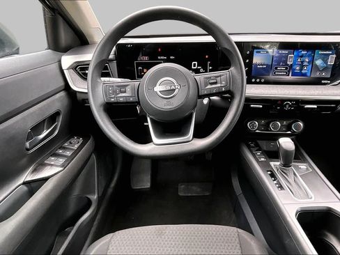Used 2026 Nissan Kicks S FWD image 6