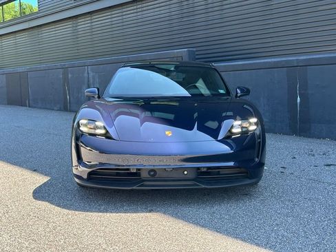 Certified 2022 Porsche Taycan 4S AWD/4WD image 13