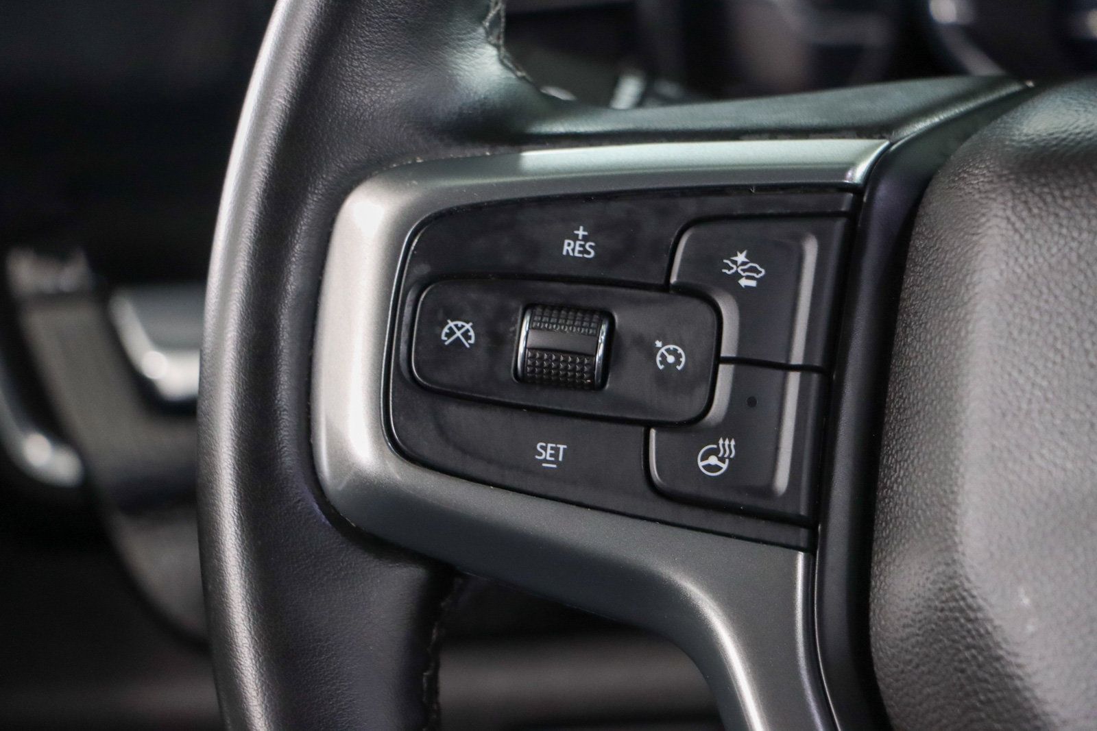 Used 2023 Chevrolet Silverado 1500 RST AWD/4WD image 13