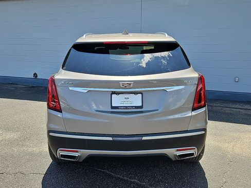 Certified 2023 Cadillac XT5 Premium Luxury w/ LPO, Floor Liner Package FWD image 4