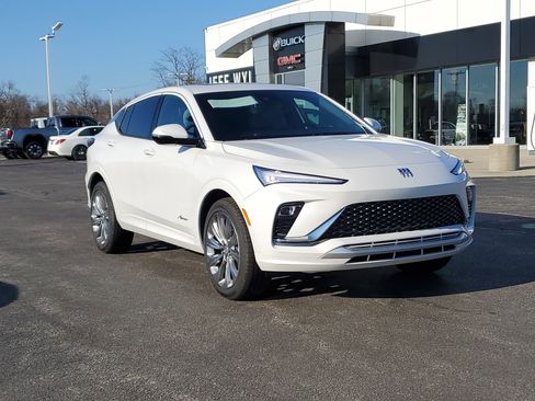 New 2026 Buick Envista Avenir image 1