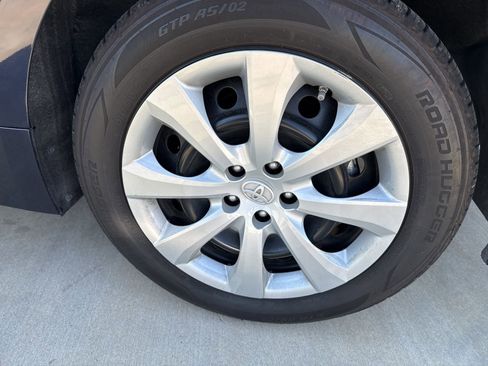 Used 2022 Toyota Corolla LE image 18