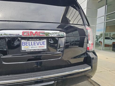 Used 2019 GMC Yukon Denali w/ Denali Ultimate Package AWD/4WD image 16