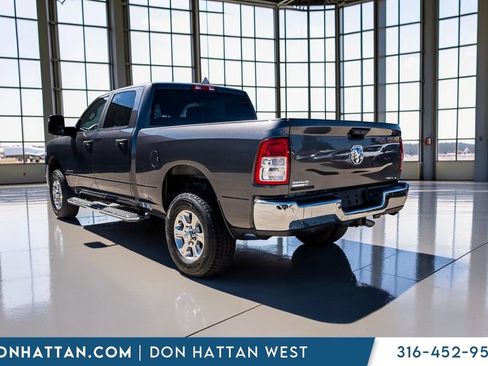 Used 2024 RAM 2500 Big Horn AWD/4WD image 28