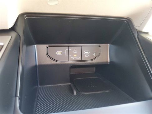 New 2026 Kia Sorento S w/ S Panoramic Sunroof Package image 24