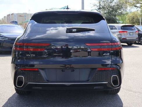 Used 2024 Genesis GV70 2.5T Advanced w/ Advanced Package image 7