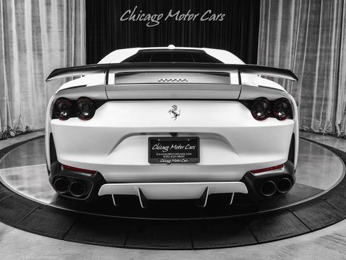 Used 2021 Ferrari 812 Superfast RWD image 4