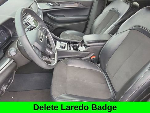 Used 2023 Jeep Grand Cherokee L Altitude image 9