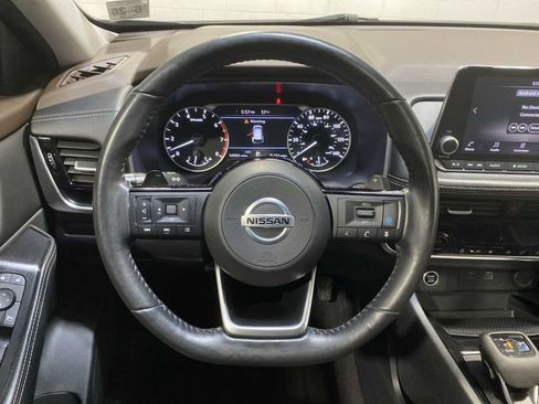 Used 2021 Nissan Rogue SV w/ Premium Package image 15