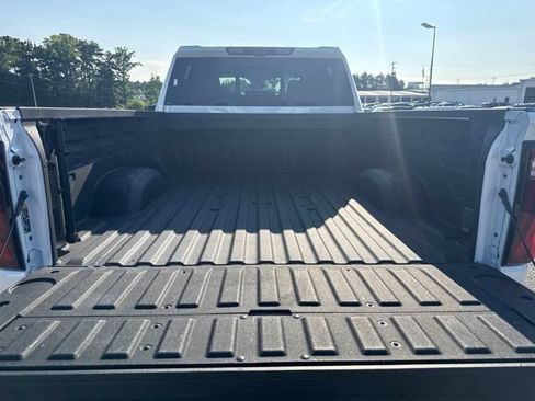 Used 2024 GMC Sierra 2500 Denali Ultimate w/ Max Trailering Package AWD/4WD image 14