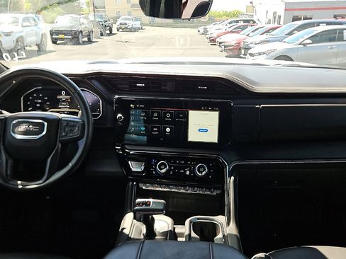 Used 2024 GMC Sierra 1500 AT4X AWD/4WD image 10