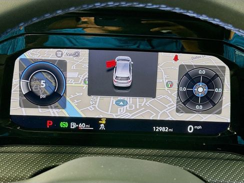 Used 2024 Volkswagen Golf R image 12