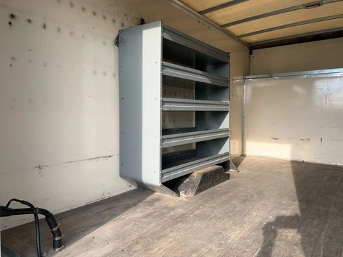 Used 2013 Ford E-450 and Econoline 450 Super Duty w/ PWR Locks & Windows Group image 31