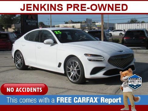 Used 2025 Genesis G70 2.5T image 1