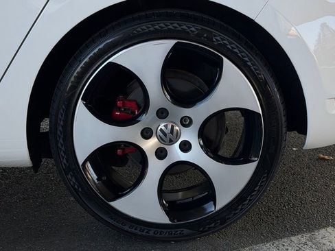 Used 2011 Volkswagen GTI Autobahn FWD image 54