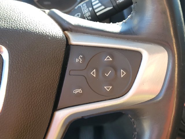 Used 2018 GMC Terrain SLE w/ Driver Convenience Package AWD/4WD image 16