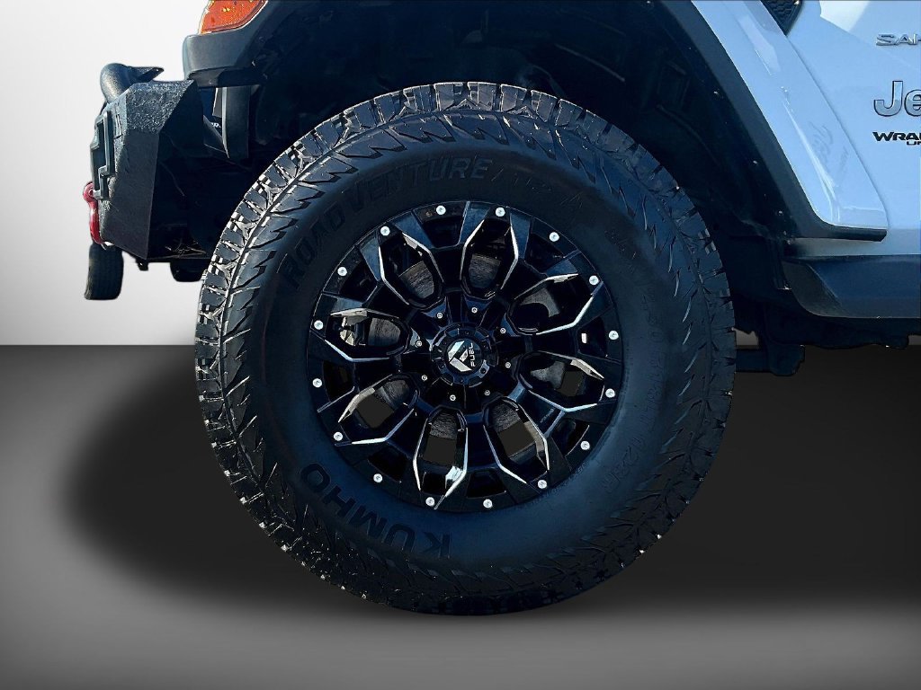 Used 2022 Jeep Wrangler Unlimited Sahara w/ Safety Group AWD/4WD image 33