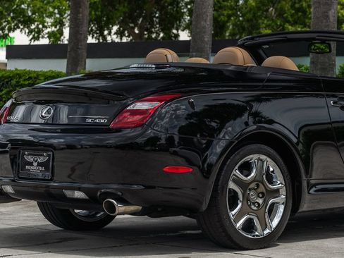 Used 2006 Lexus SC 430 Convertible w/ Preferred Accessory Pkg RWD image 12