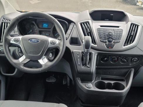 Used 2017 Ford Transit 350 XLT RWD image 19