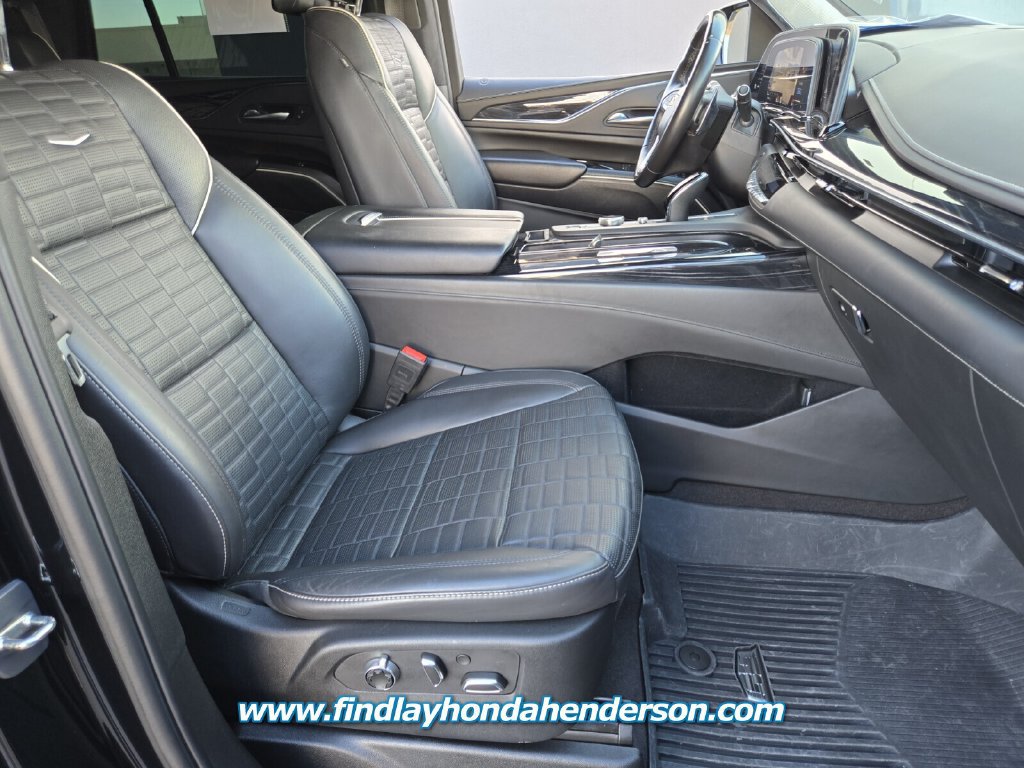 Used 2023 Cadillac Escalade V w/ LPO, ONYX Package AWD/4WD image 22