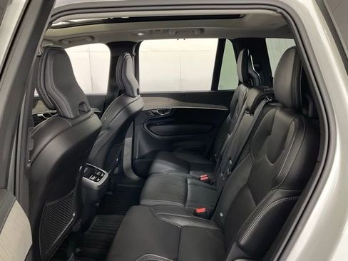Used 2025 Volvo XC90 B6 Ultra w/ Protection Package image 33