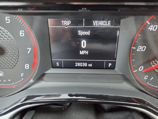 Used 2024 Chevrolet Trax RS w/ Sunroof Package FWD image 24