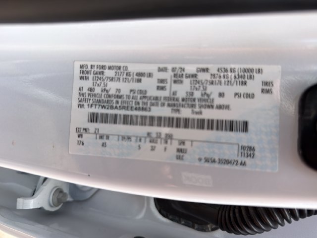 Used 2024 Ford F250 XL AWD/4WD image 31