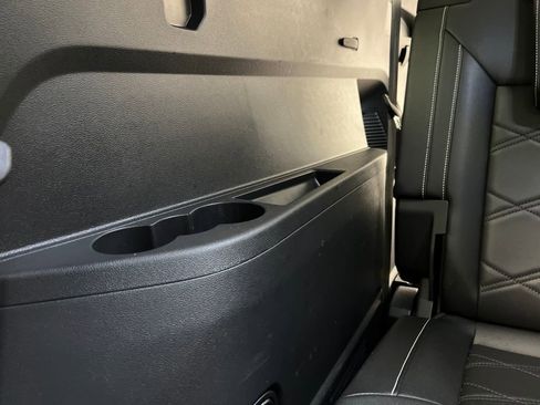 Used 2024 Volkswagen Atlas SE image 33