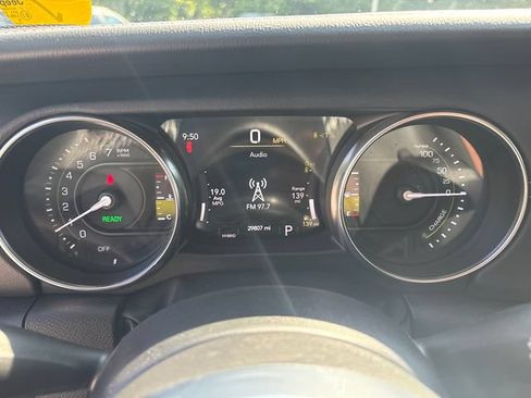 Used 2023 Jeep Wrangler Unlimited Sahara AWD/4WD image 25