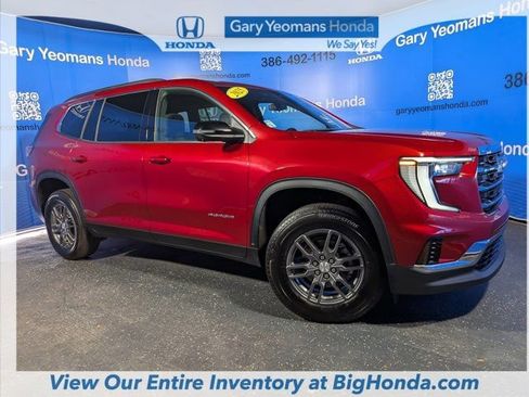Used 2025 GMC Acadia Elevation FWD image 2