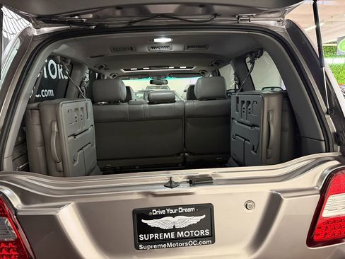 Used 2007 Toyota Land Cruiser image 18