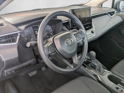 Used 2025 Toyota Corolla LE image 10