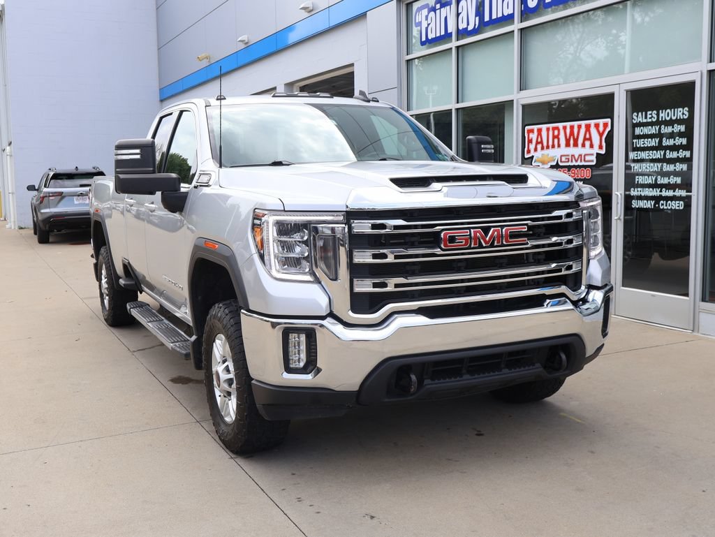 Used 2022 GMC Sierra 2500 SLE w/ SLE Convenience Package AWD/4WD image 2
