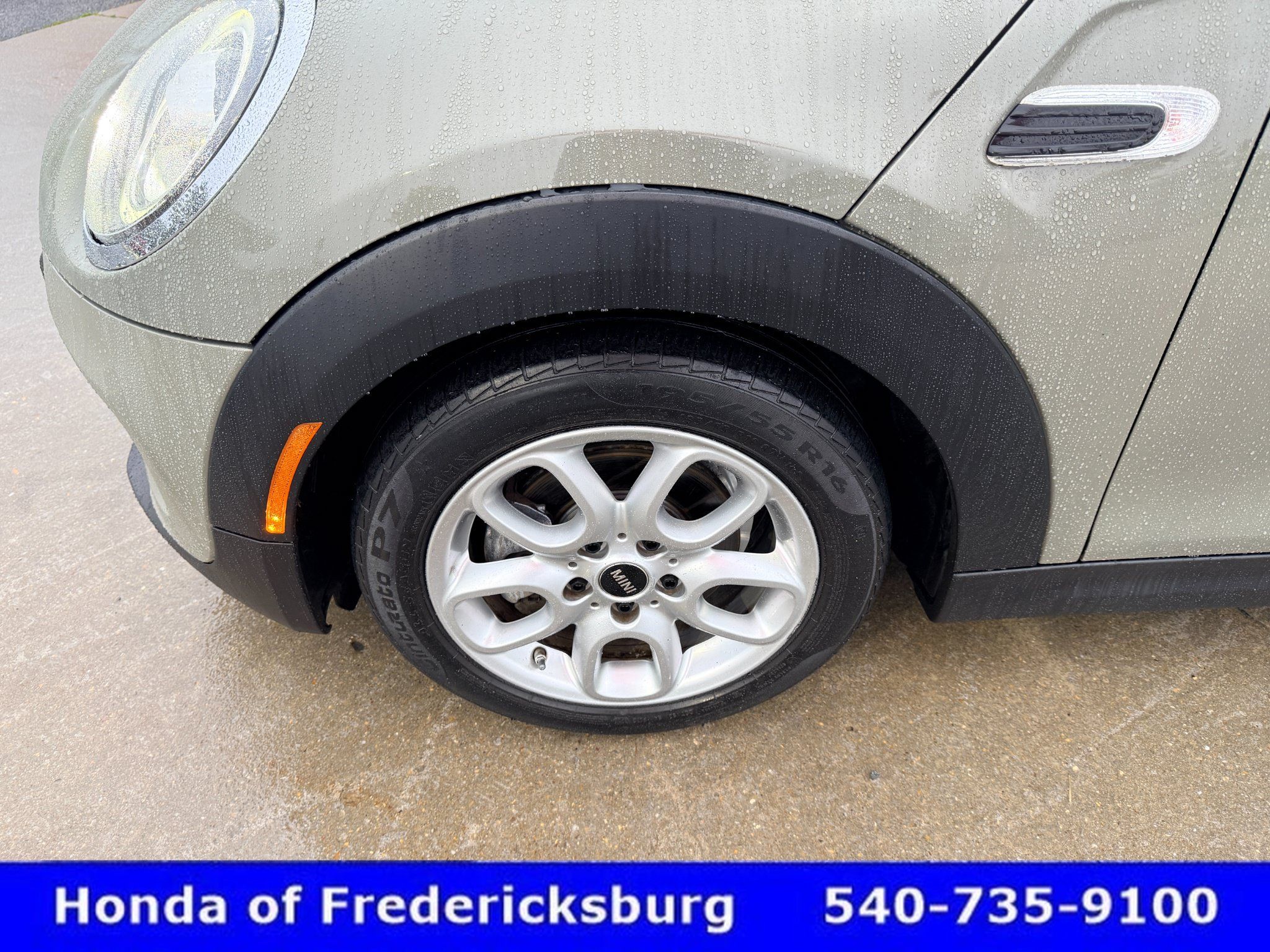 Used 2021 MINI Cooper 2-Door Hardtop FWD image 10