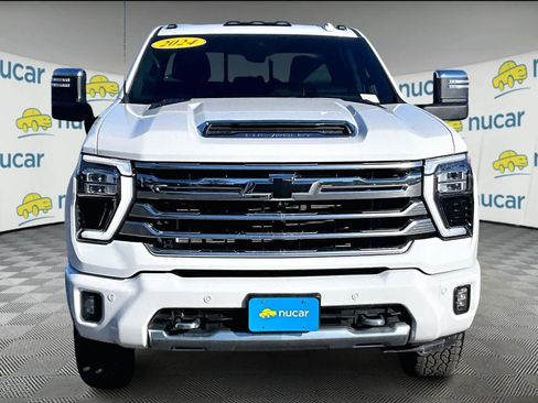 Used 2024 Chevrolet Silverado 2500 High Country w/ High Country Premium Package image 2