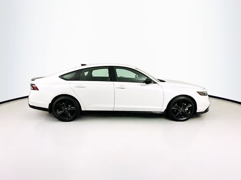 Used 2023 Honda Accord Sport image 10