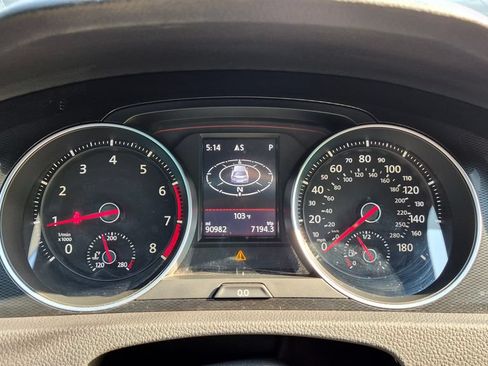 Used 2017 Volkswagen GTI Sport FWD image 15