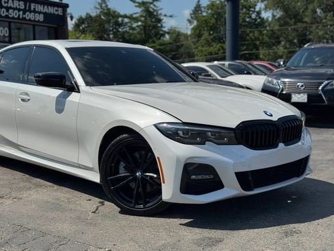 Used 2022 BMW 330i Sedan w/ M Sport Package RWD image 13