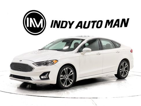 Used 2020 Ford Fusion Titanium FWD image 8
