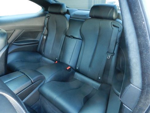 Used 2012 BMW 650i Coupe image 17