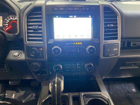 Used 2018 Ford F150 Raptor w/ Equipment Group 802A Luxury image 18