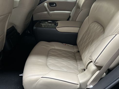 Used 2024 Nissan Armada Platinum w/ Captain's Chairs Package AWD/4WD image 35