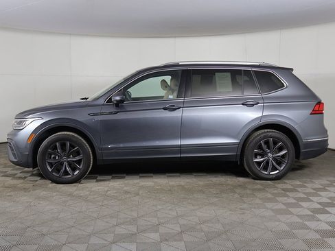 Used 2022 Volkswagen Tiguan SE image 17