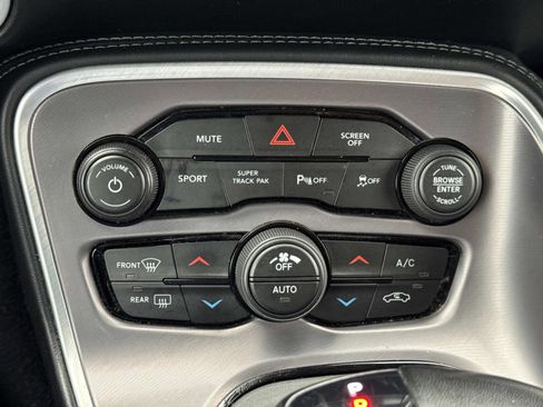 Used 2022 Dodge Challenger GT w/ Plus Package image 24