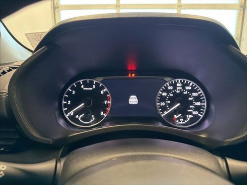 Used 2023 Nissan Sentra SV w/ Trunk Package image 23