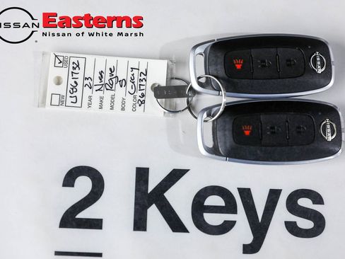 Used 2023 Nissan Rogue S image 33