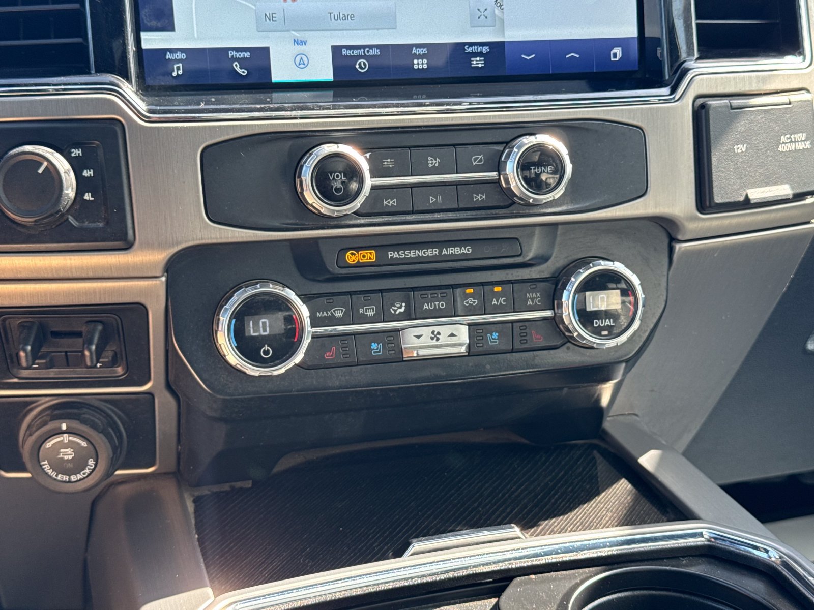 Used 2022 Ford F250 Platinum w/ Tremor Off-Road Package AWD/4WD image 27